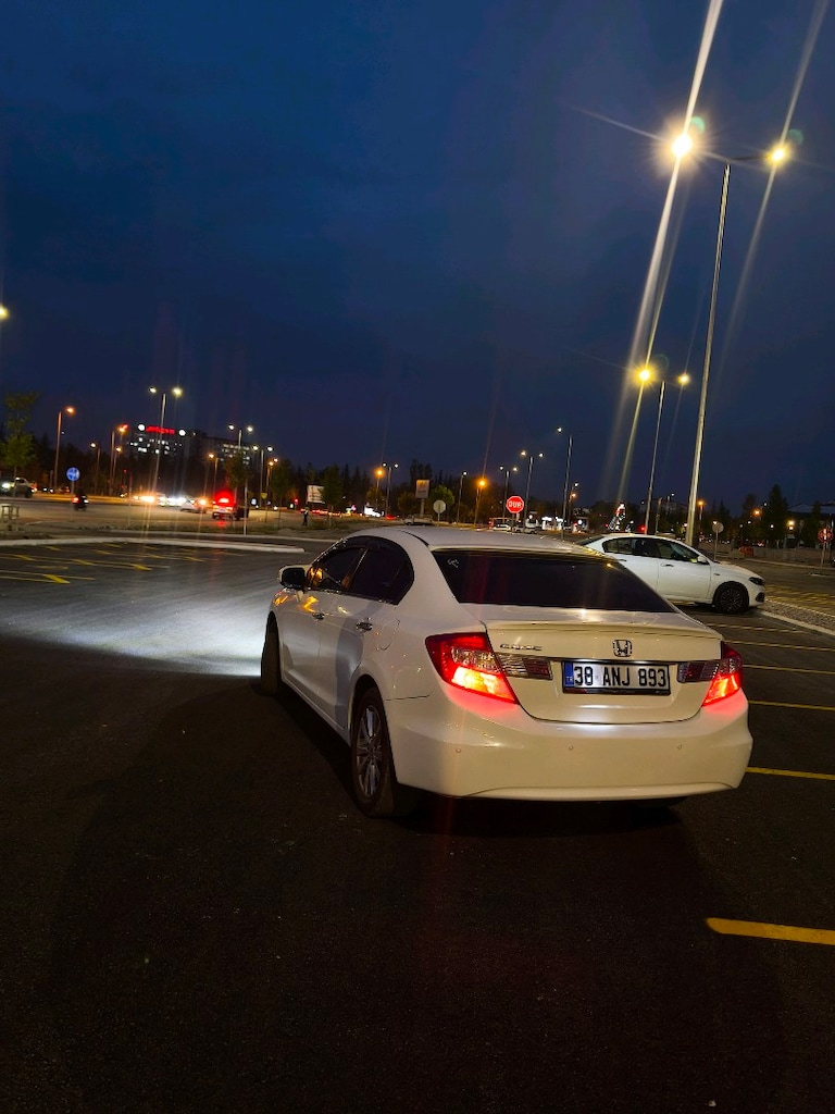 2014 model Civic FB 7 Eco premium hasar kayıtsız temiz bakımlı - 18