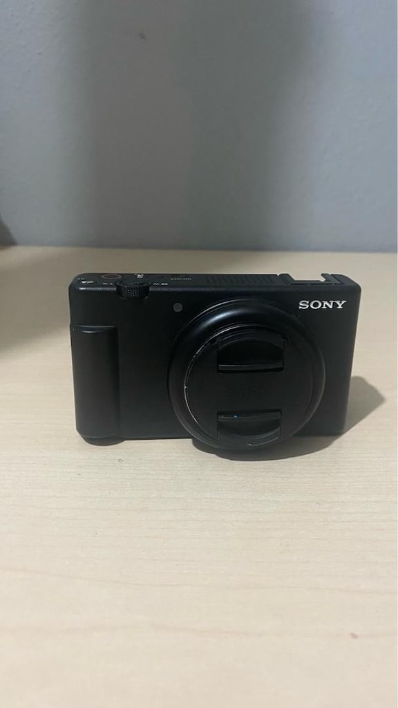 SONY ZV-1F 20mm Vlog Fotoğraf Makinesi+ 128 GB sandiks pro hafıza kart - 4