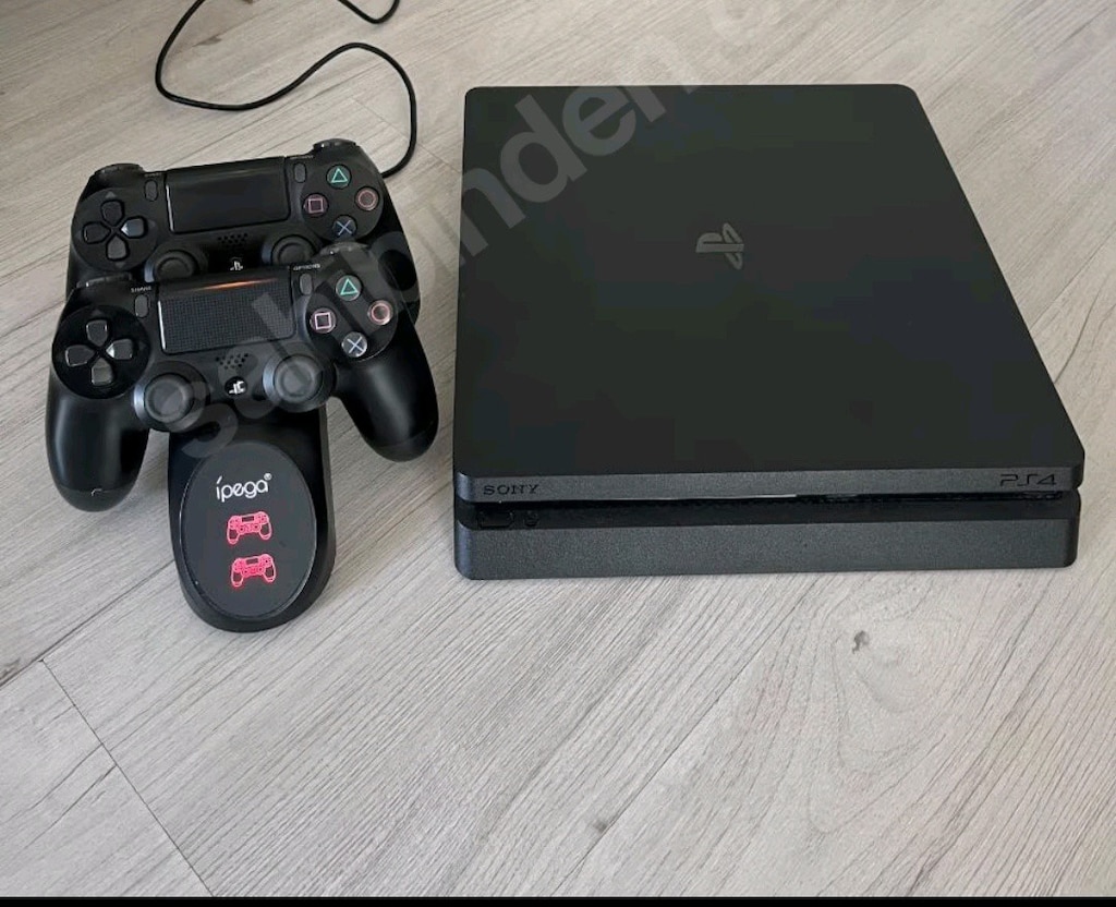 PS4 SLİM SATILIK - 4