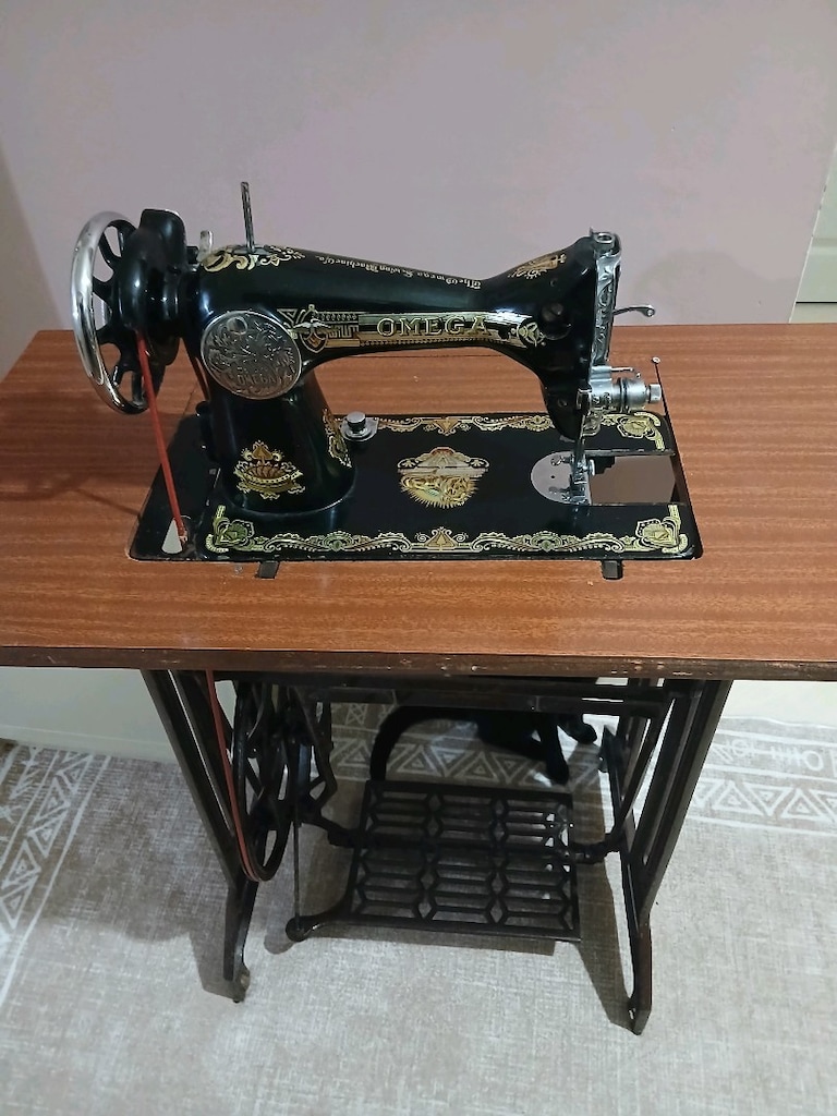 Antika kara dikiş makinesi - 2