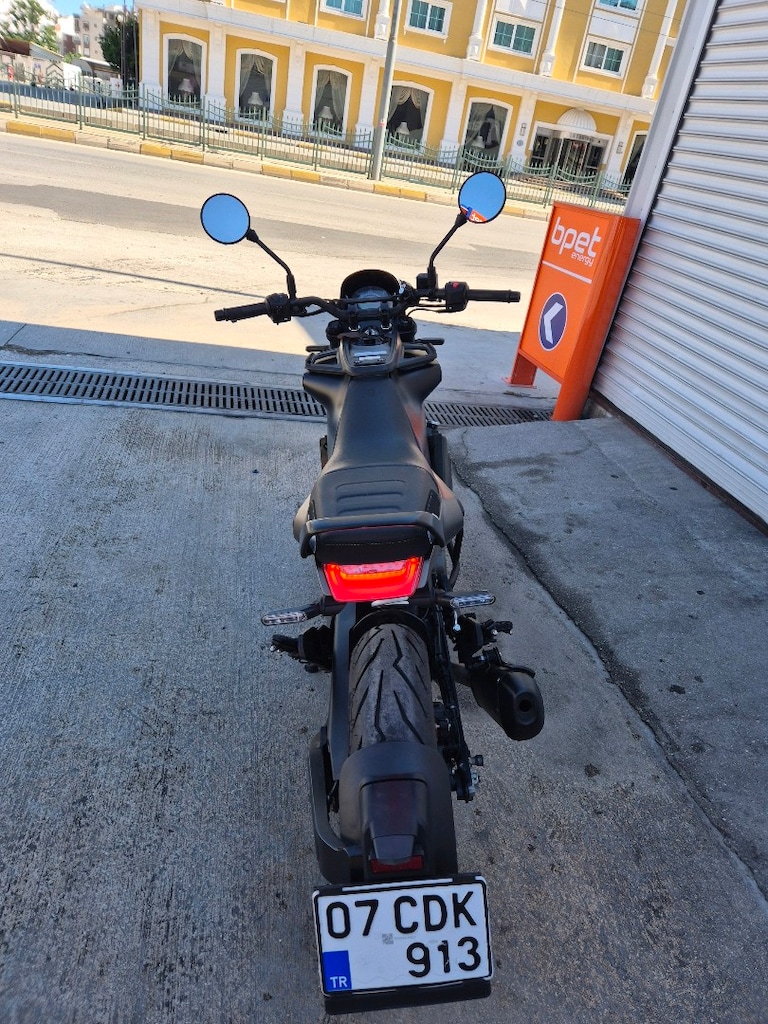 HUSQVARNA SVARTPILEN 250 2022 - 6