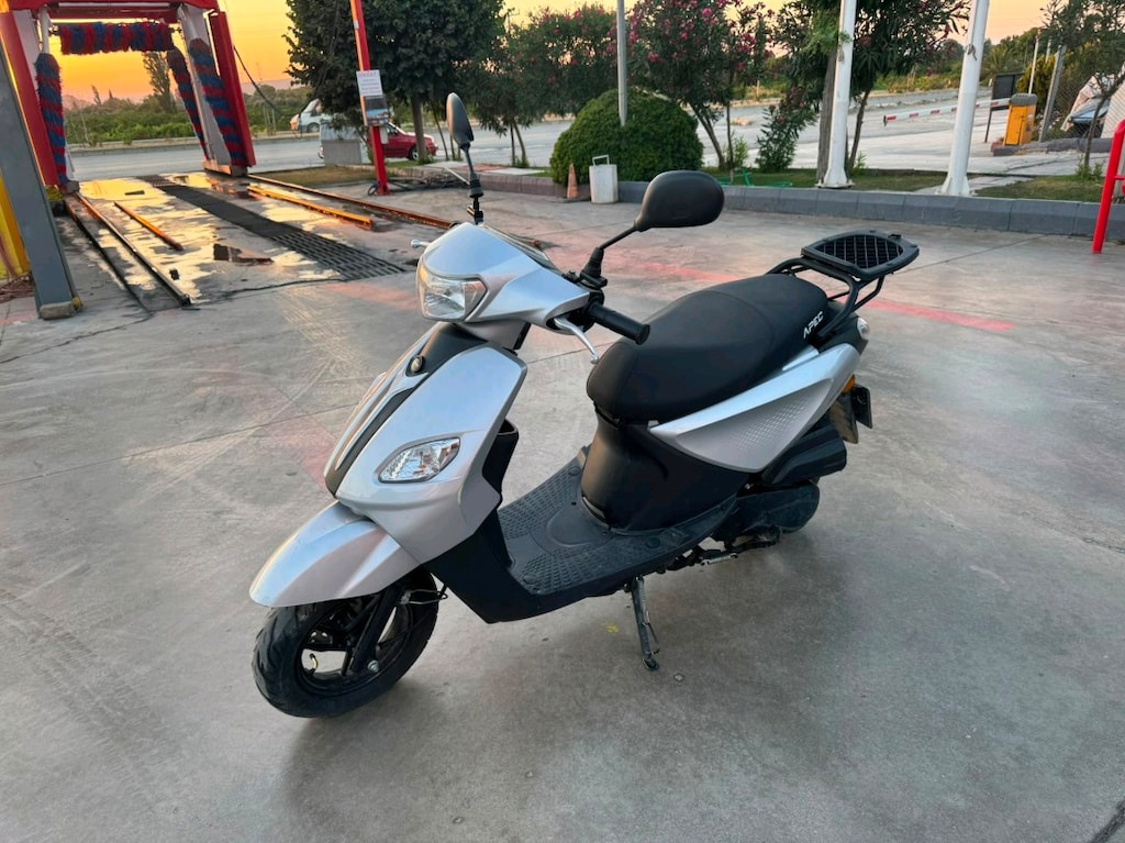 Apec PS5 125 cc Scooter - 9