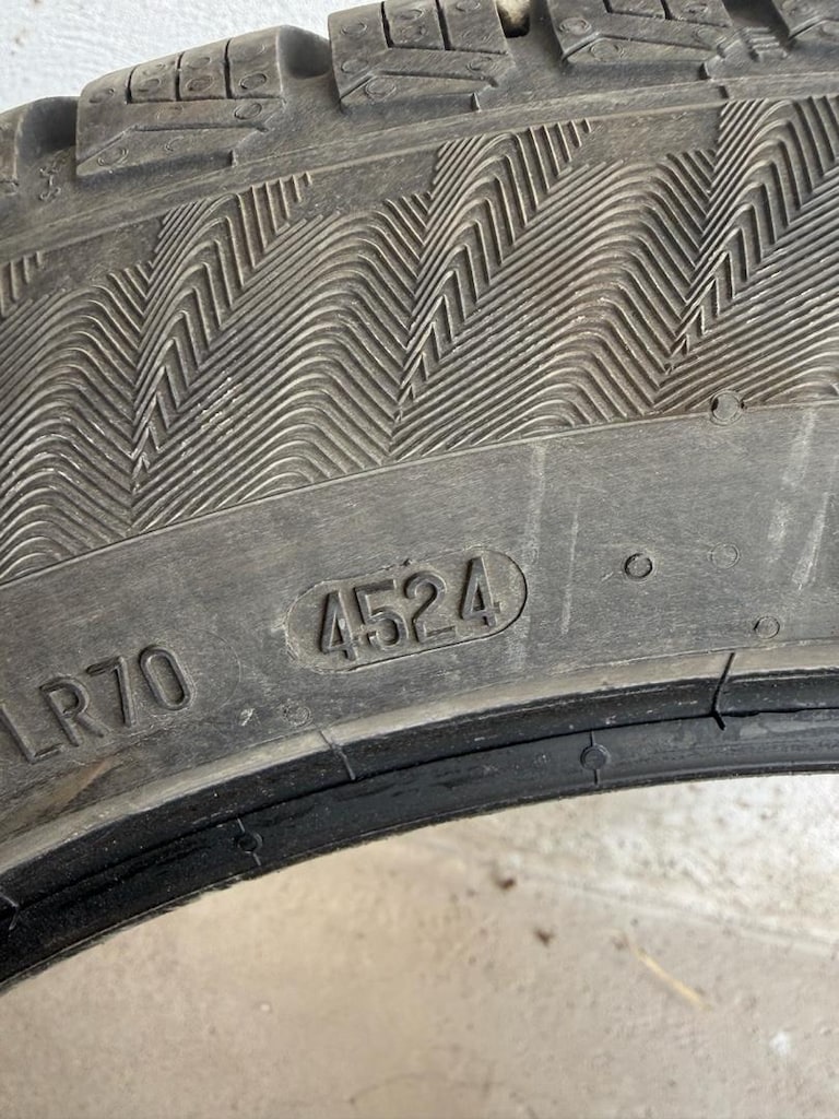 4 Adet 205 55 17 95V Matador marka kışlık lastik - 6