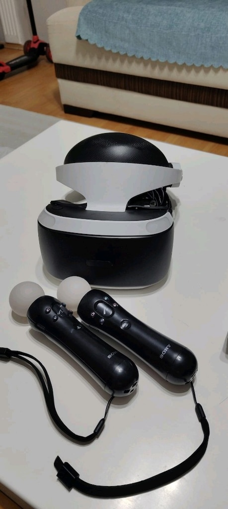 PlayStation 4 + VR1 Gözlük + Move Seti + Kamera + 3 Oyun CD’si - 2
