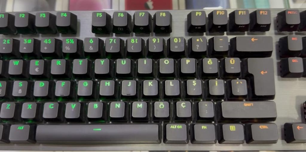 LOGITECH G G513 CARBON - 3