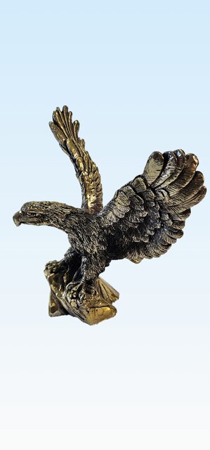 Premium Kartal Heykel – Bronz Görünümlü Zarif Tasarım