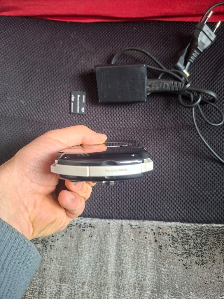 Sony psp 2000 serisi açıklamaya bakınız - 4
