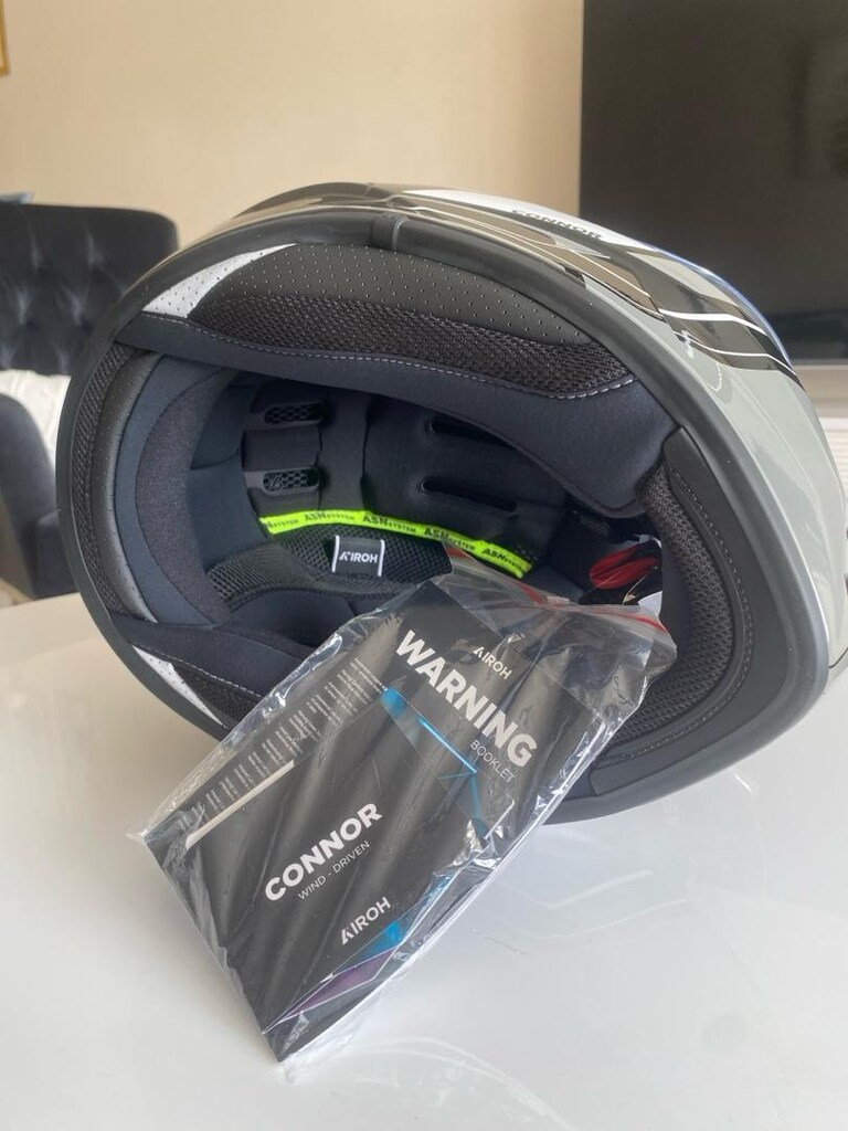 AIROH CONNOR DUNK BLACK GLOSS KASK XL BEDEN SIFIR KUTULU - 4