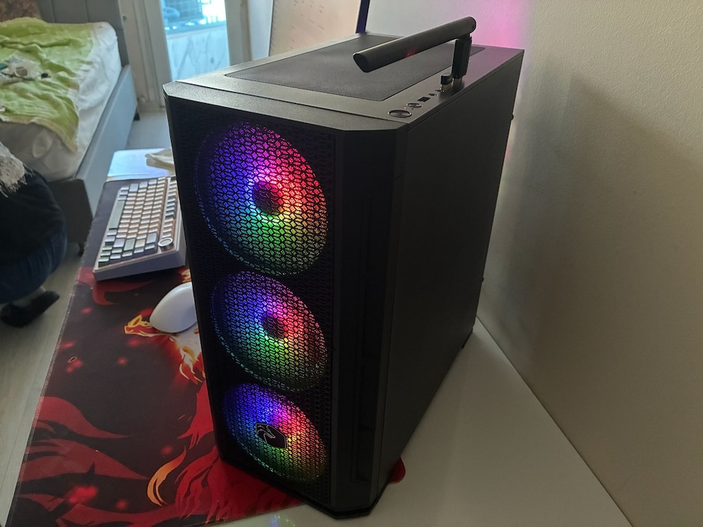 YÜKSEK PERFORMANSLI OYUNCU PC / RTX 3050 / i5-10400F / 16 GB RAM - 7
