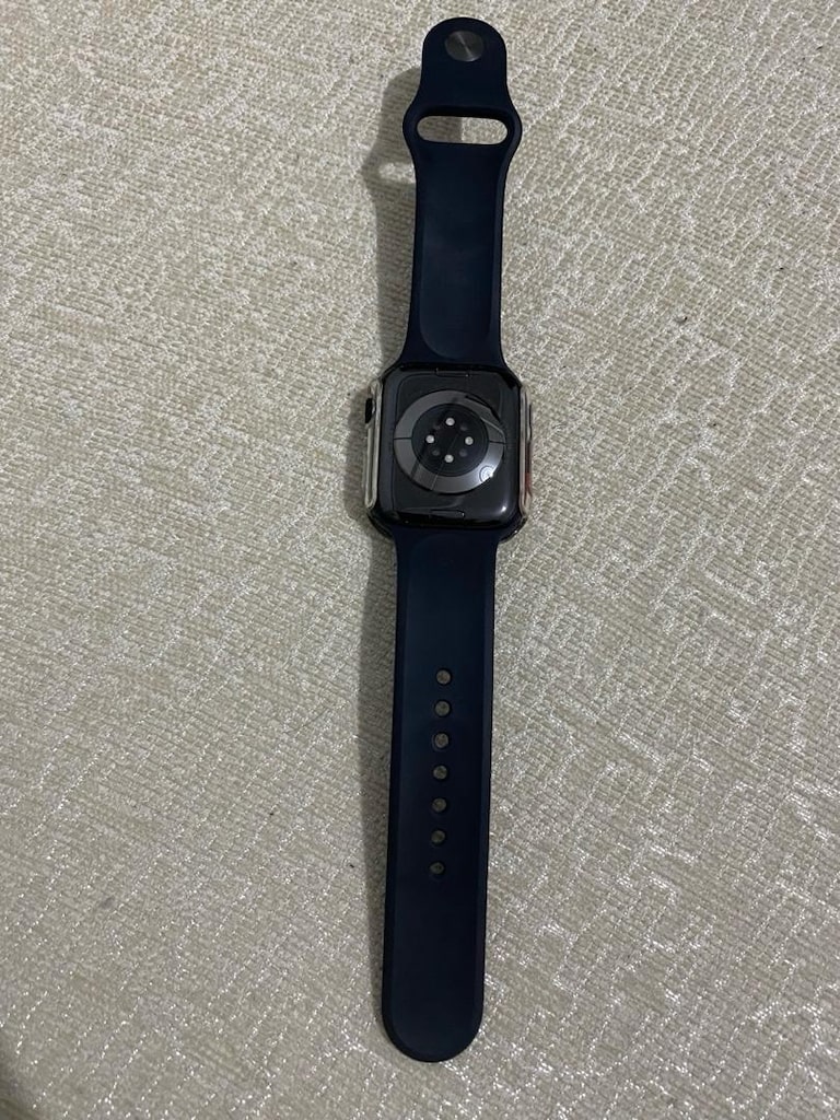 Apple Watch Series 7 45 mm GPS | Kutu + Metal Kordon + 3’ü 1 Arada Kab - 4