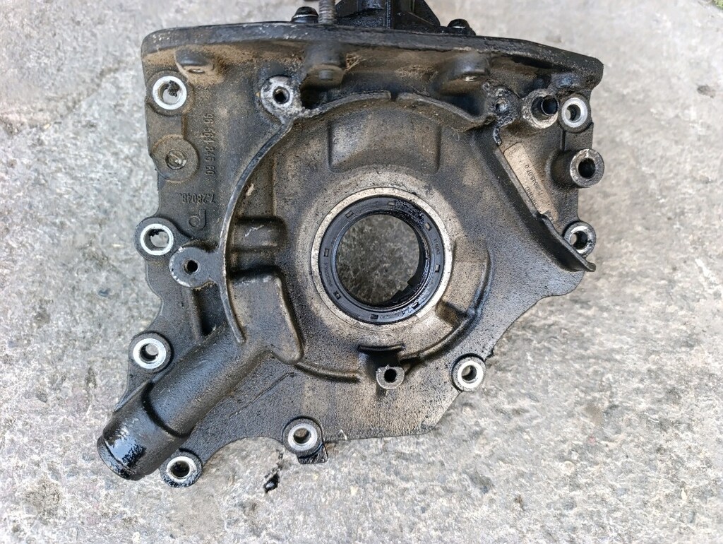 CİTROEN -PEUGEOT -FORD 1.6 TDI ORİJİNAL YAĞ POMPA 9656484580 - 2