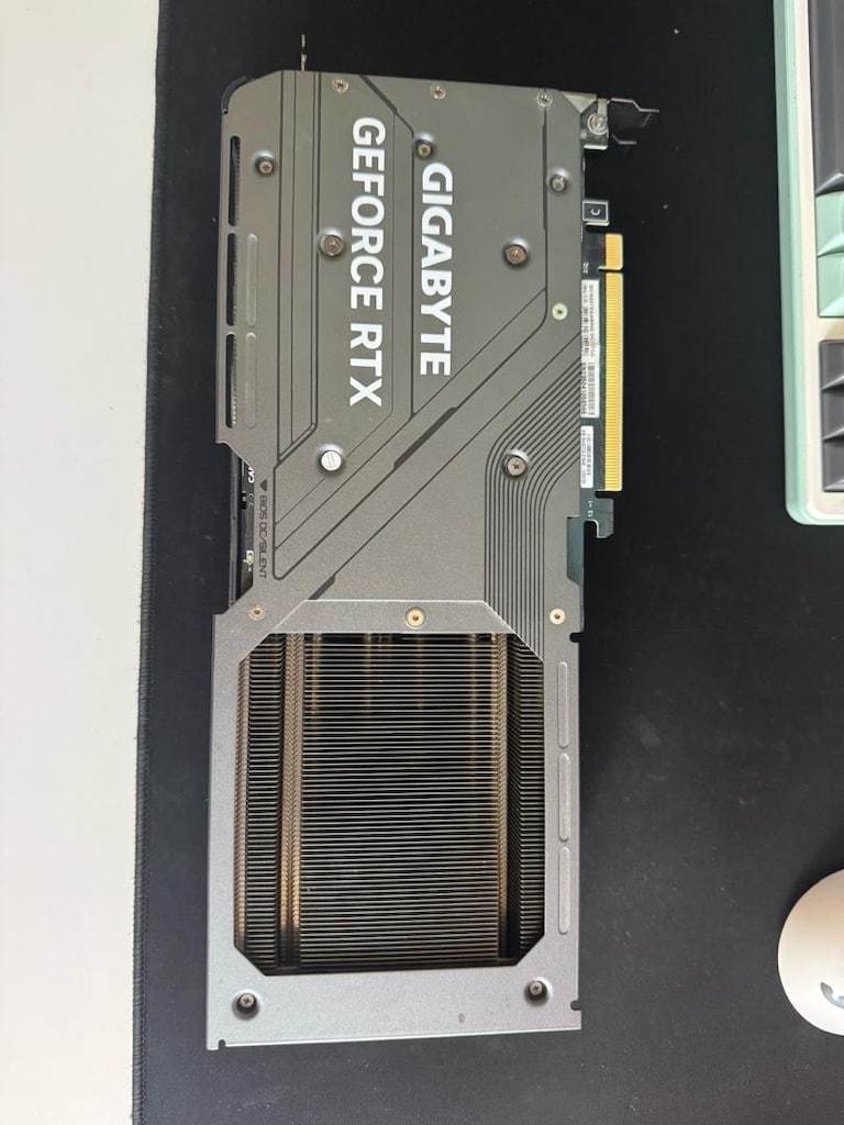 Gigabyte RTX 4070 SUPER - 2