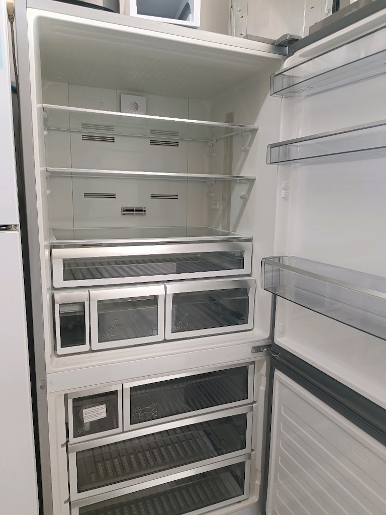 Arçelik Gri Alttan Donduruculu 630 Litre Nofrost Buzdolabı - 4