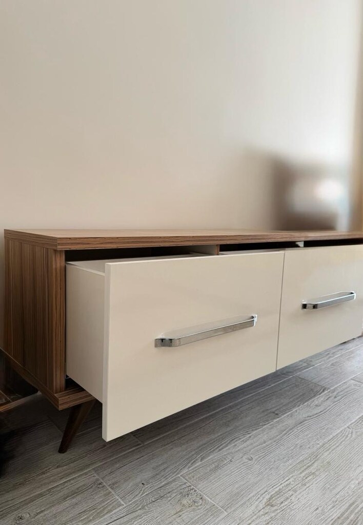 Marangoz Yapımı Tv Sehpası - 3