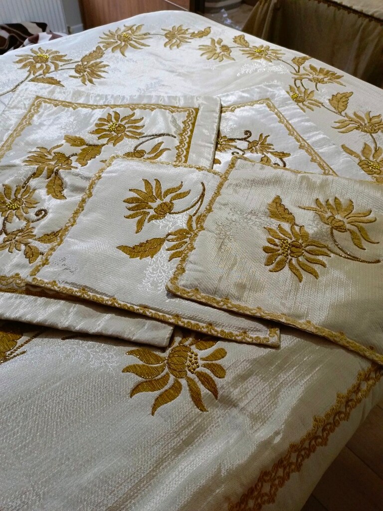 işlemeli yatak örtüsü - 9