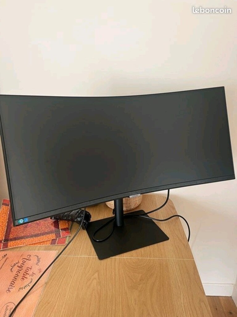 Samsung Viewfinity S6 34" UltraWide Professional Gamer Monitör - 4