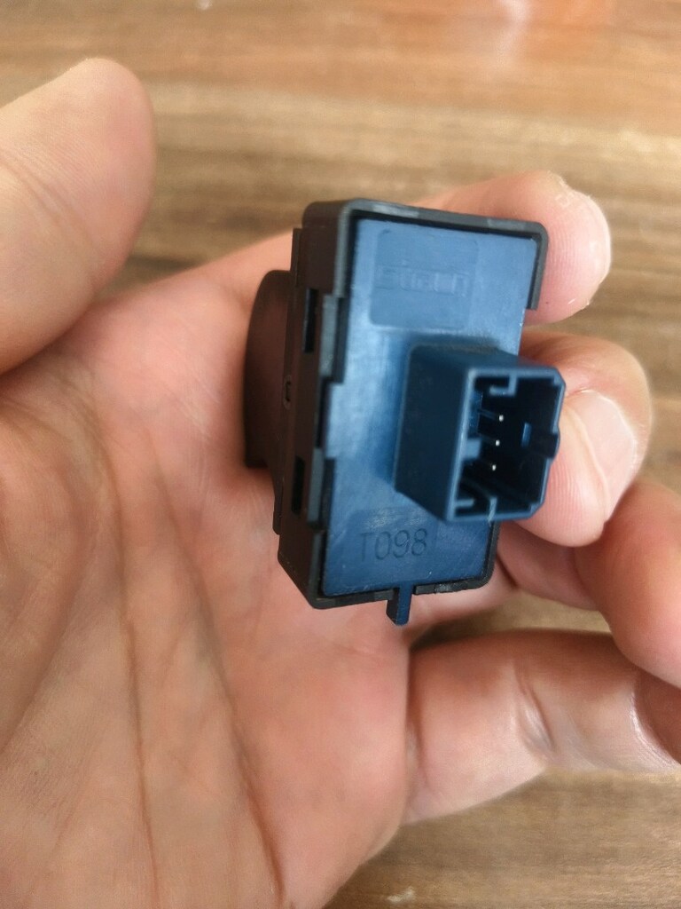 Fiat Doblo / Fiorino Tekli Cam Açma Düğmesi - Orijinal Sökme (Birci T0 - 2