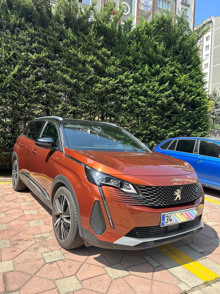 Peugeot 5008