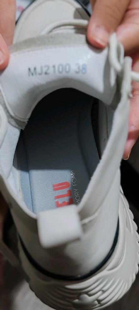 Sneaker - 4