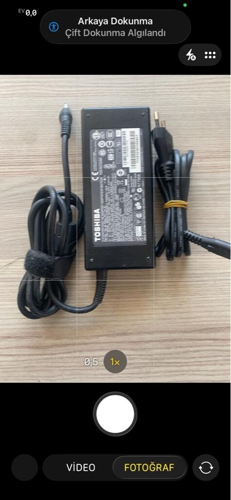 Toshiba 19V 6.32A (120W) Adaptör - PA-1121-81 - 6