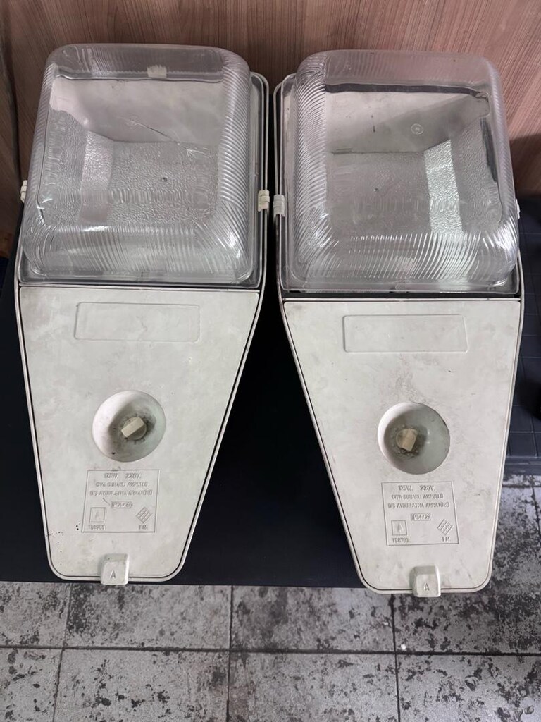DIŞ AYDINLATMA ARMATÖRÜ 125W-220V - 3
