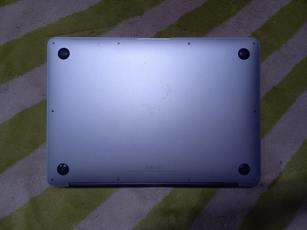 Macbook Air 2015 + Monitör - 5