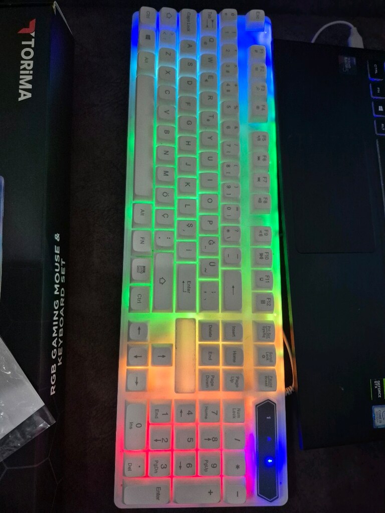 TORİMA GAMING RGB OYUNCU KLAVYE MOUSE SETİ - 4