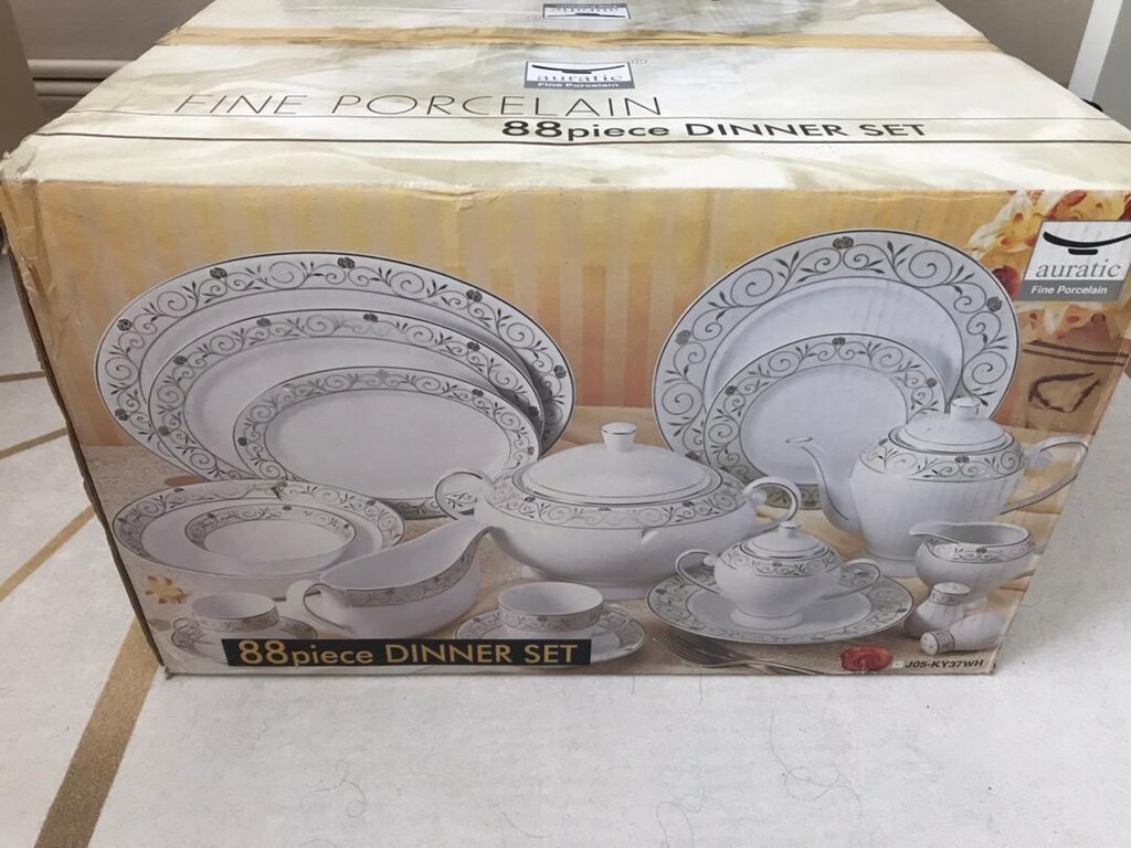 Porselen yemek takımı