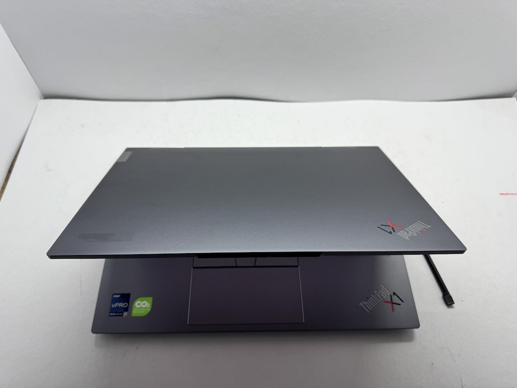 THİNKPAD X1 YOGA İ7 13. NESİL 16 GB RAM 512 NVME DOKUNMATİK - 10