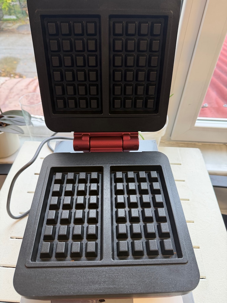 OMAKE WAFFLE MAKİNESİ KARE BRÜKSEL MODEL OMK.WFL21.E12.0201.Z5F - 2
