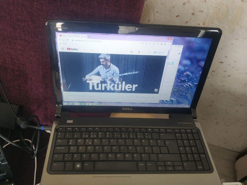 Dell i5 işlemci 6 GB rem temiz laptop - 3