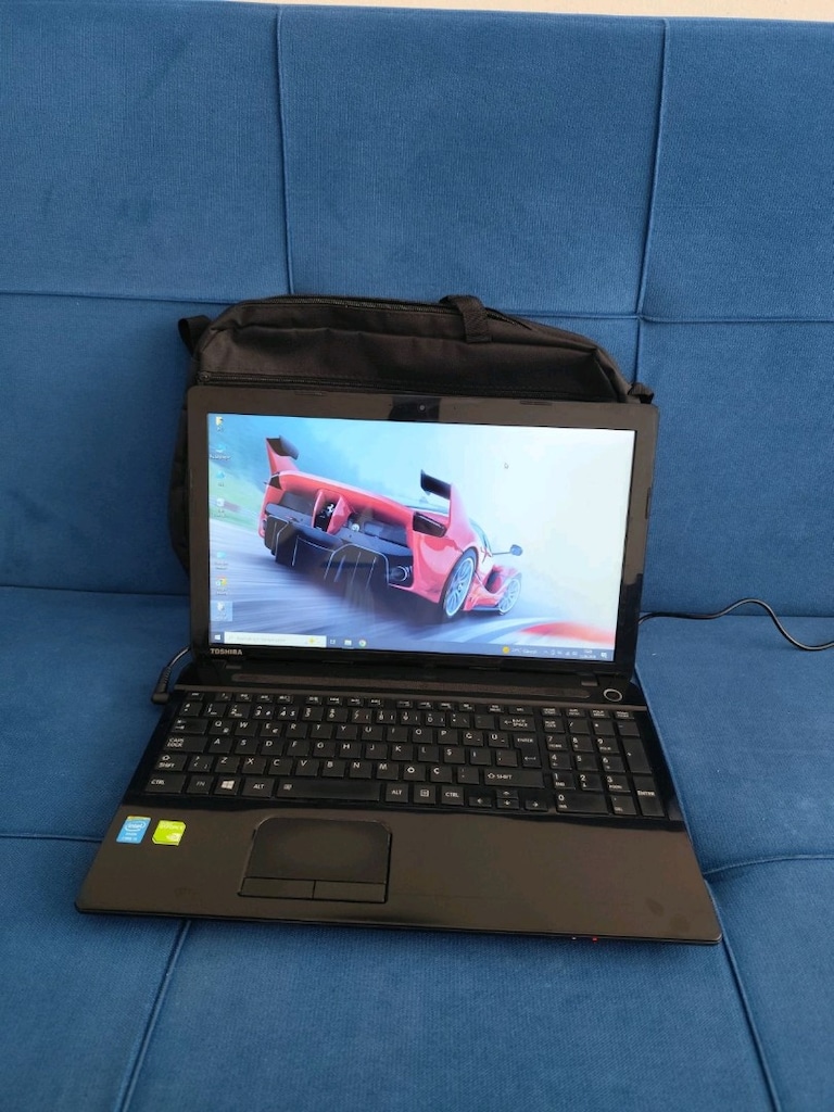 Toshiba Laptop - İ5 4.Nesil + 2 GB Ekran Kartı - 8 GB RAM - 180 SSD - 3