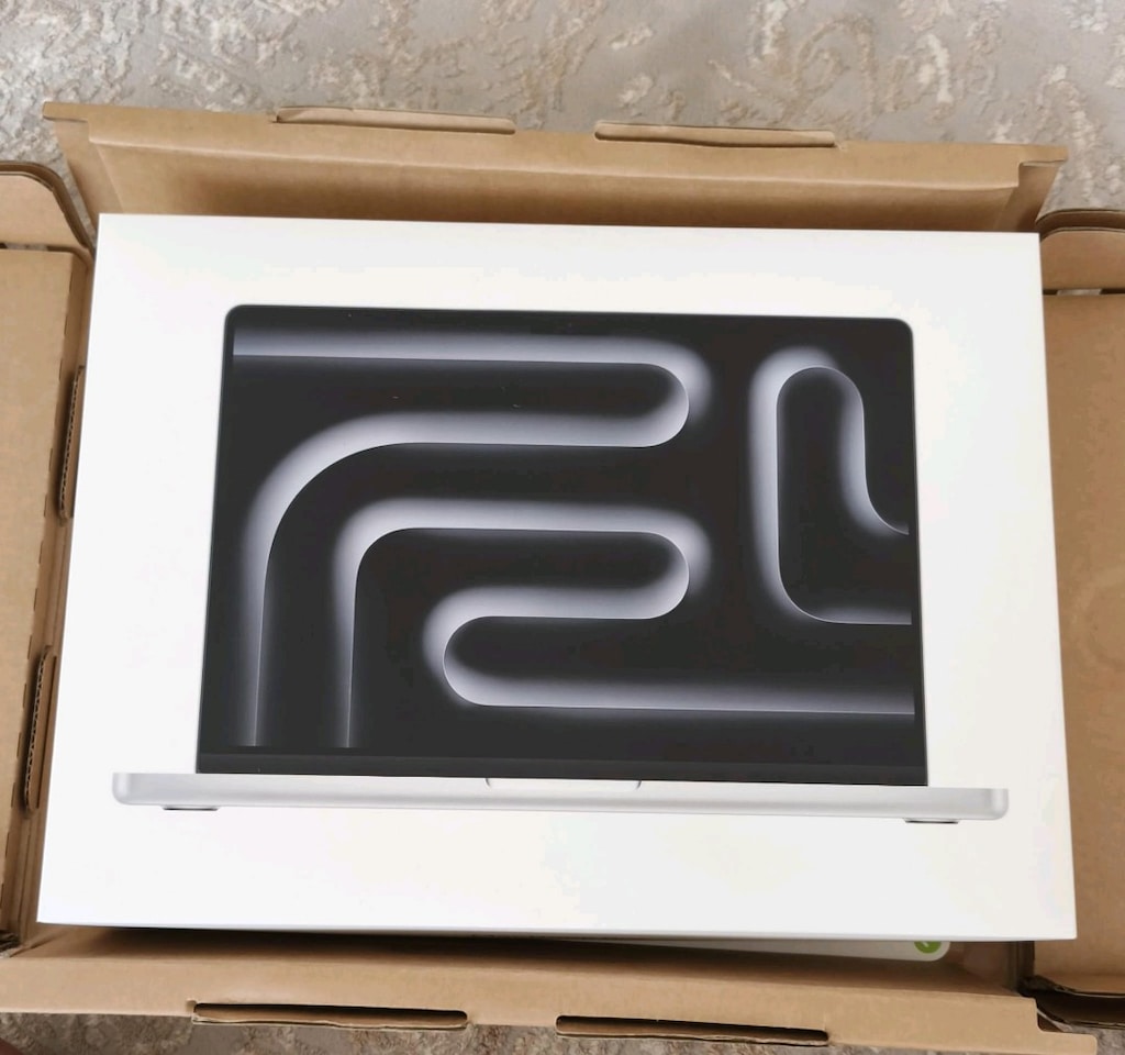 Apple Macbook Pro M5 - 7