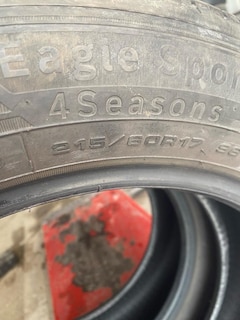 215 60 17 GOODYEAR - 4