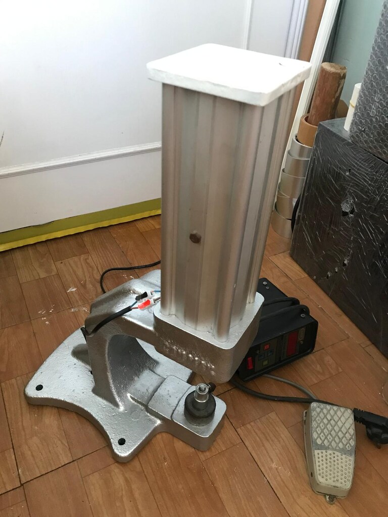 Elektrikli çıt çıt kuş gözü düğme rivet çakma makinesi - 6