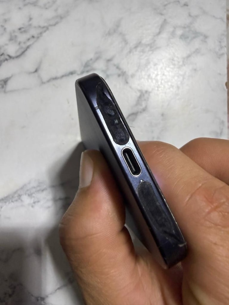 iPhone 15 pro takaslı - 6