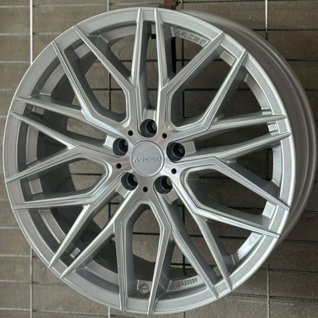 5*108*19*8.5 ET33 CH73.1 SILVER DİAMOND ARCEO VALENCİA - 3