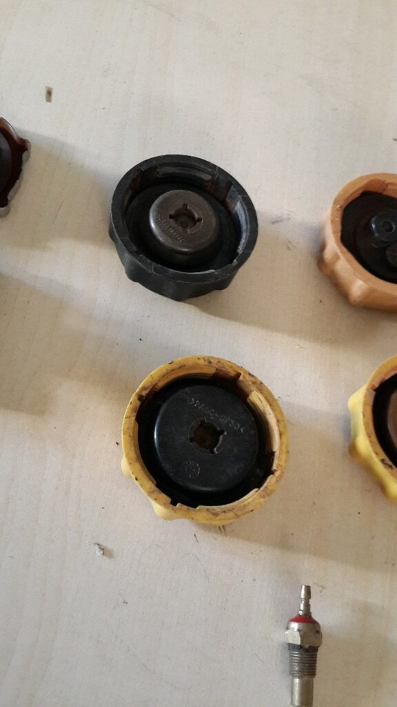 Radyatör yedek su depo kapağı vegerli not fiyat kar nıııı - 12