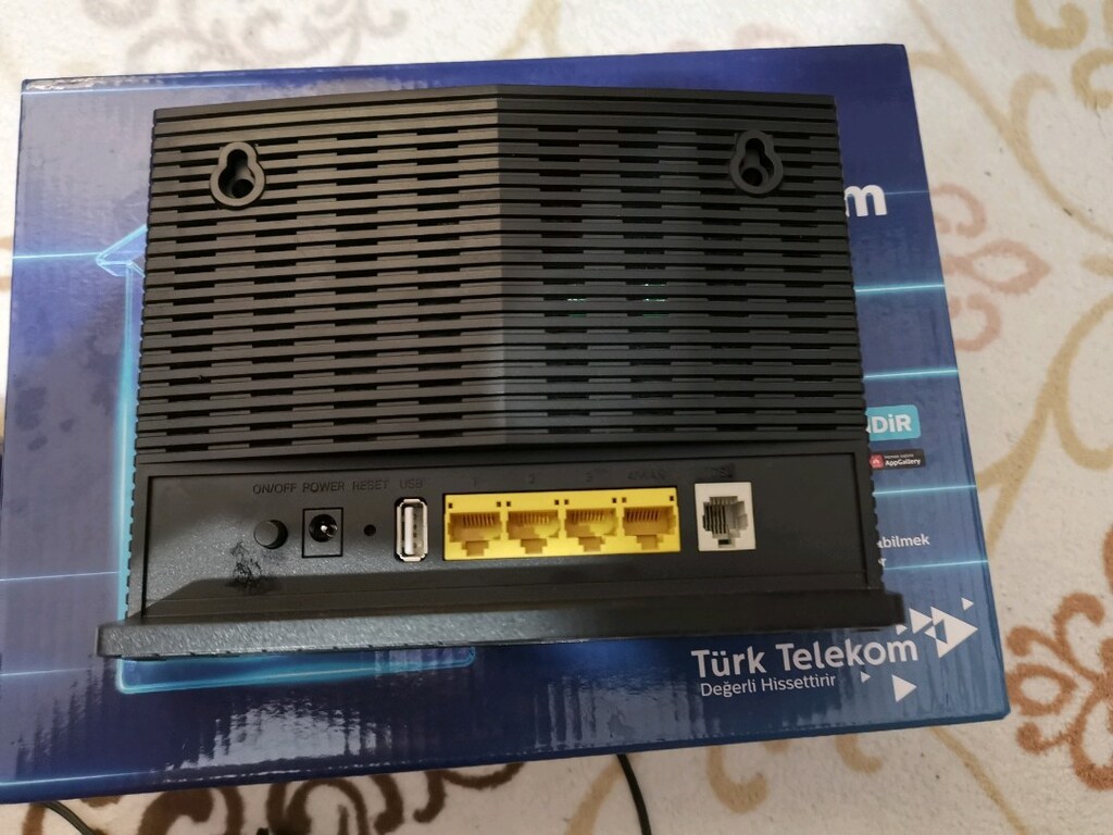 TP-Link VC220-G3U 4 Port 1200 Mbps 5GHz VDSL2 - 3