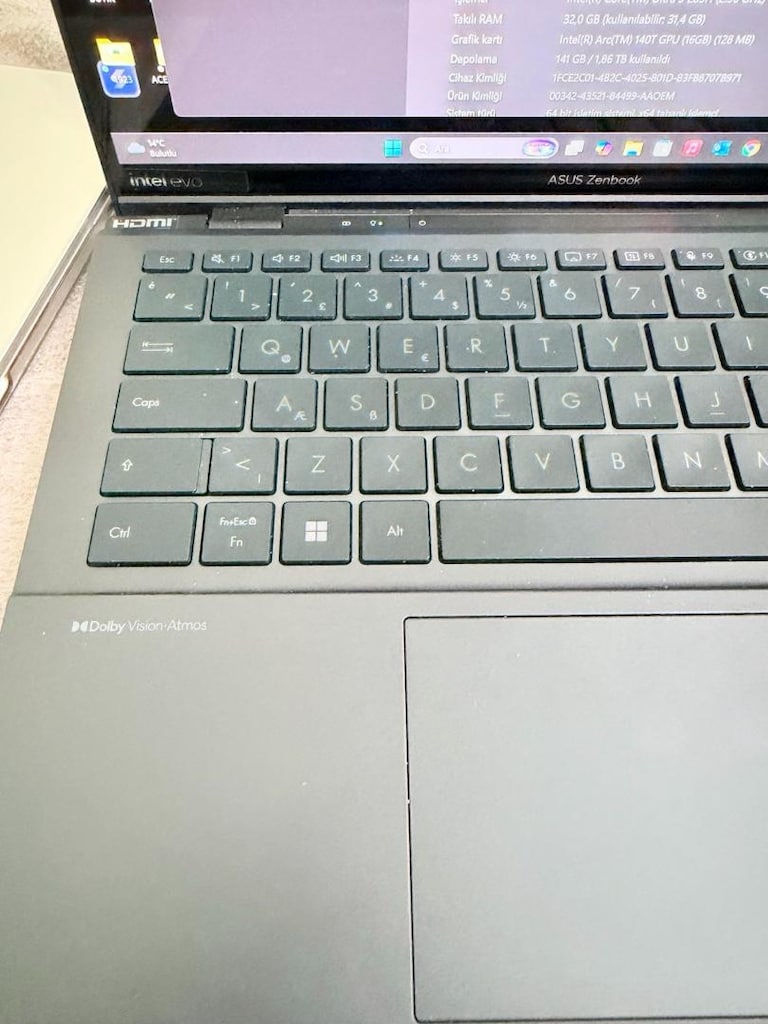 Asus ZenBook Duo UX8406CA Kılıfı Var - 4