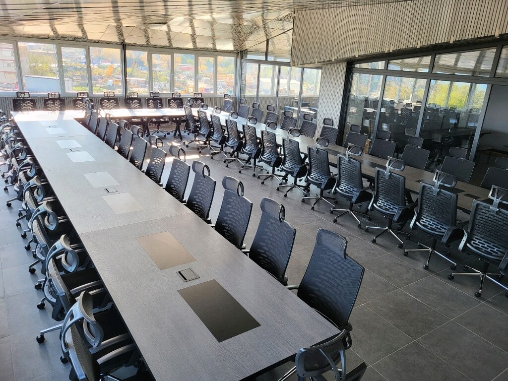 60 KİŞİLİK TOPLANTI MASASI 2500 × 120 cm. - 14