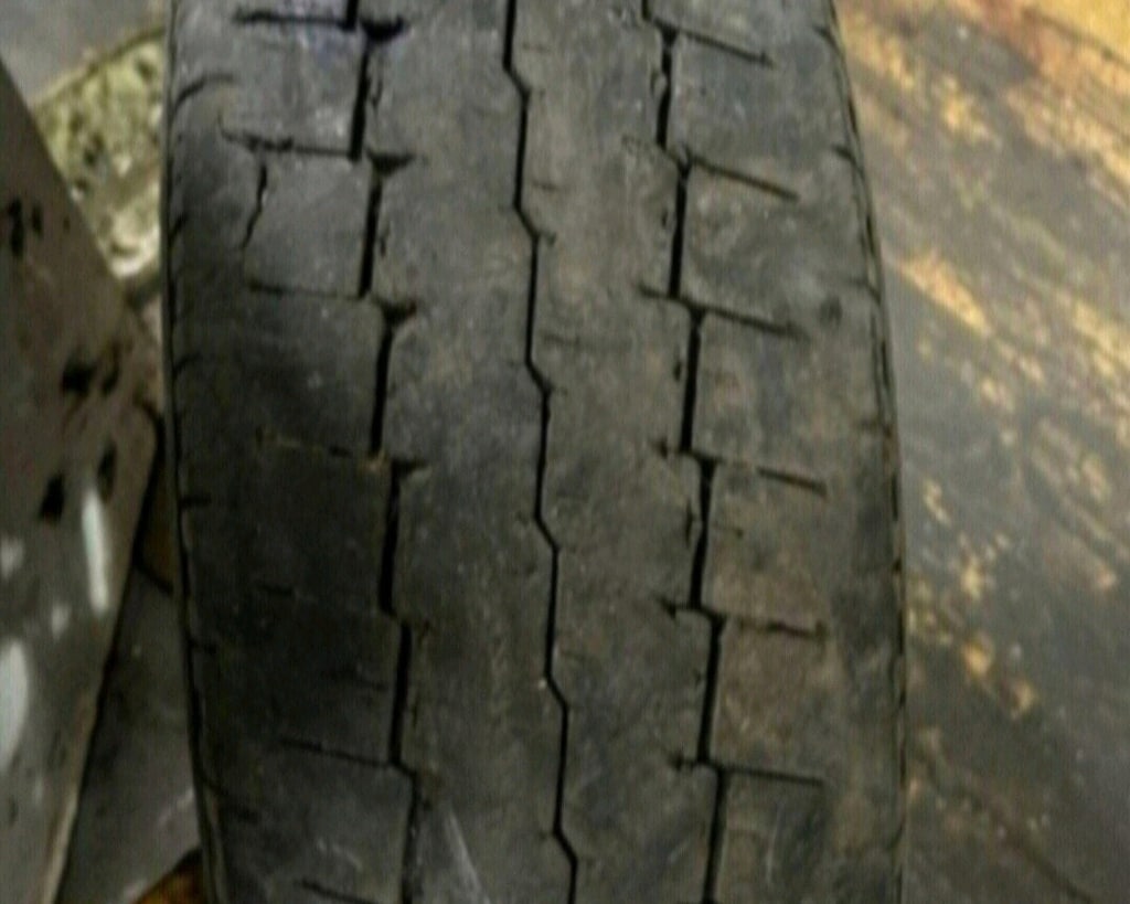 Ford Transit Cant Lastik 215 75 16 1 Adet - 3