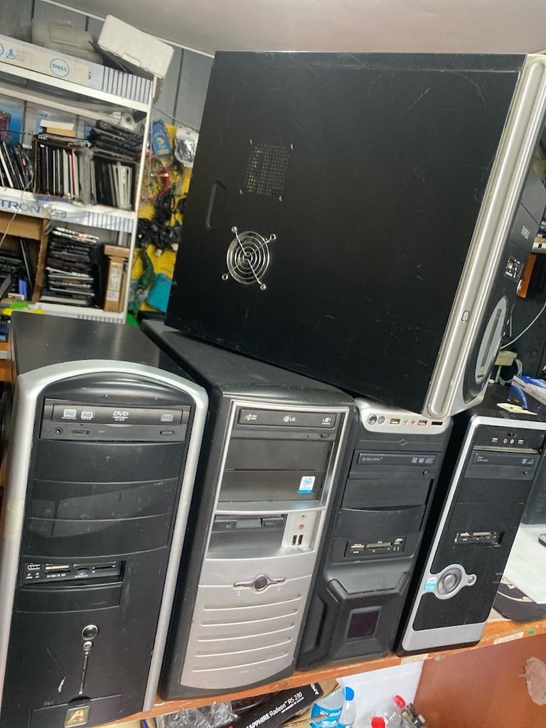 Masaüstü PC bilgisayarlar Boş PC Kasaları Aopen Powersaply Yok içi boş - 9