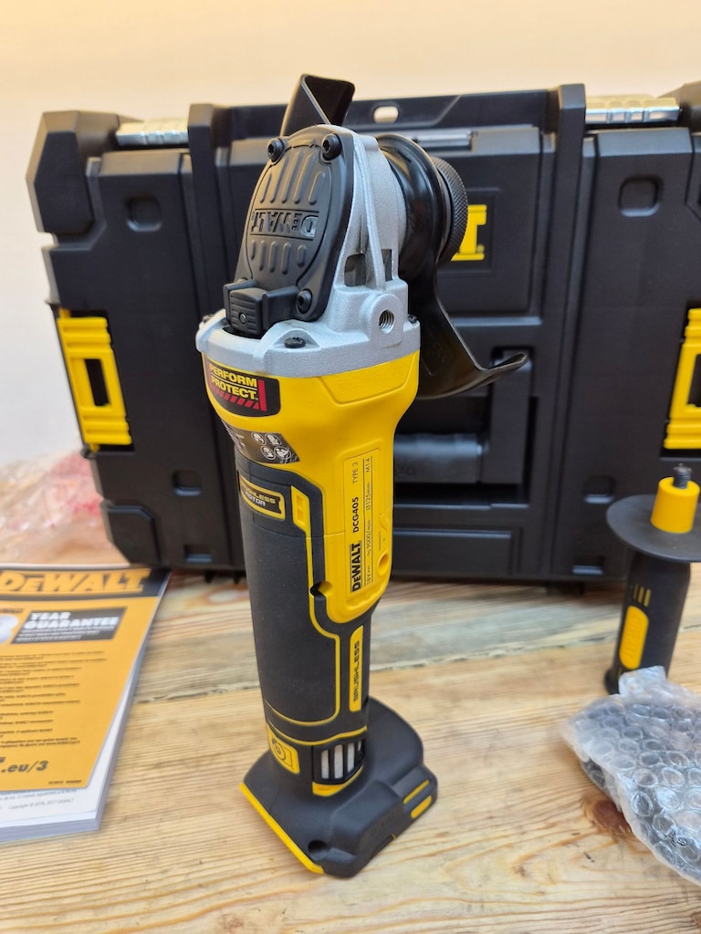 Dewalt DCG405NT Kömürsüz avuç Taşlama - 2