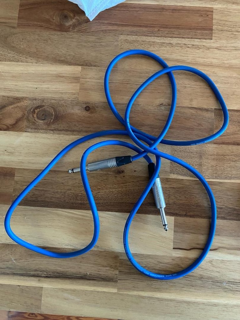 Yamaha STAGEPAS 300 Taşınabilir Ses Sistemi - 7