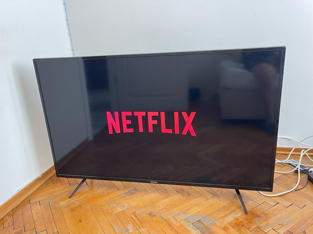 Vestel SMART TV - 7