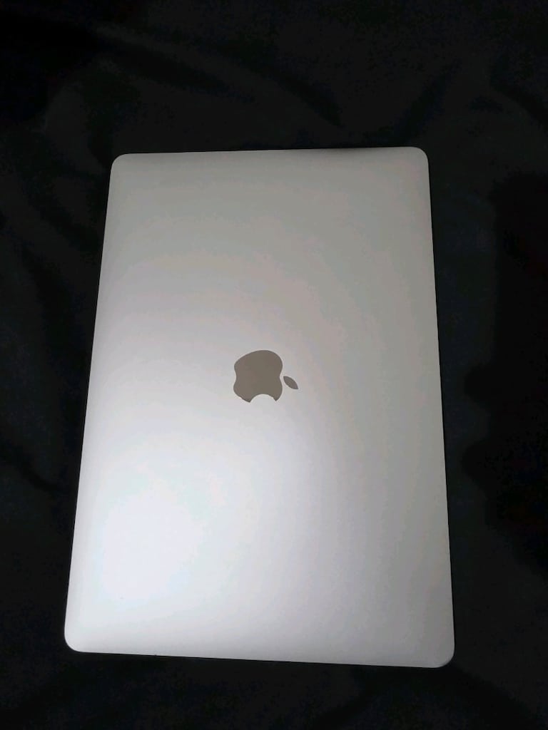 Apple Macbook Air - 2