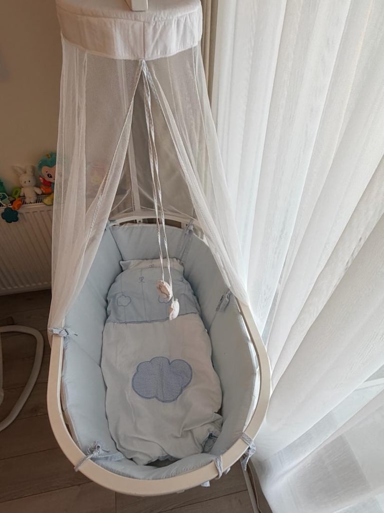 Alfemo KidsTeens Ahşap Oval Sallanan Beşik Cibinlik ve Uyku Seti Dahil - 7
