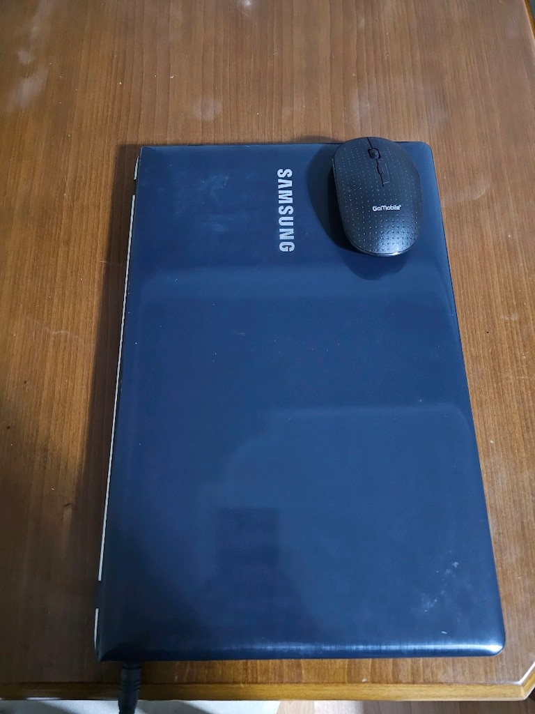 Samsung laptop - 3
