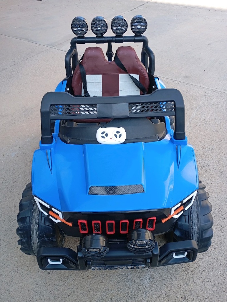 Akülü Araba 4x4 XXL Jeep - 2